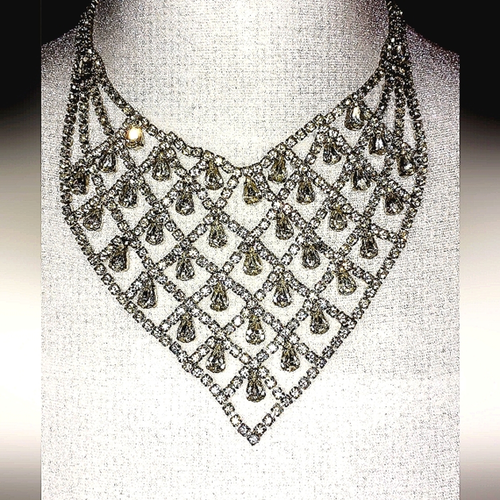 Necklace vintage